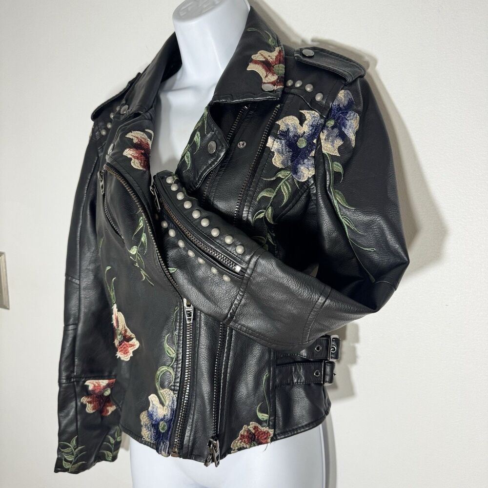 Blank NYC Vegan Faux Leather Embroidered Studded Moto Jacket Black Women Small